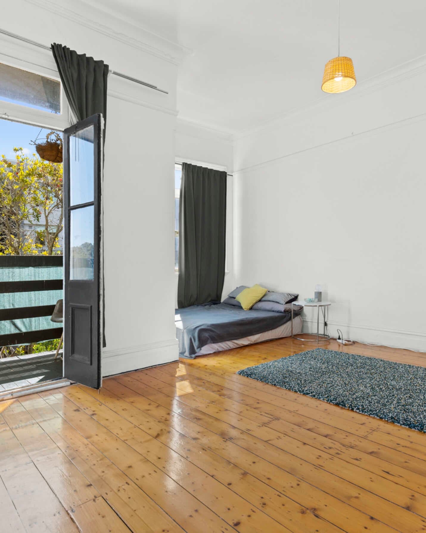74 New Canterbury Road Petersham, Petersham - Thumbnail 3