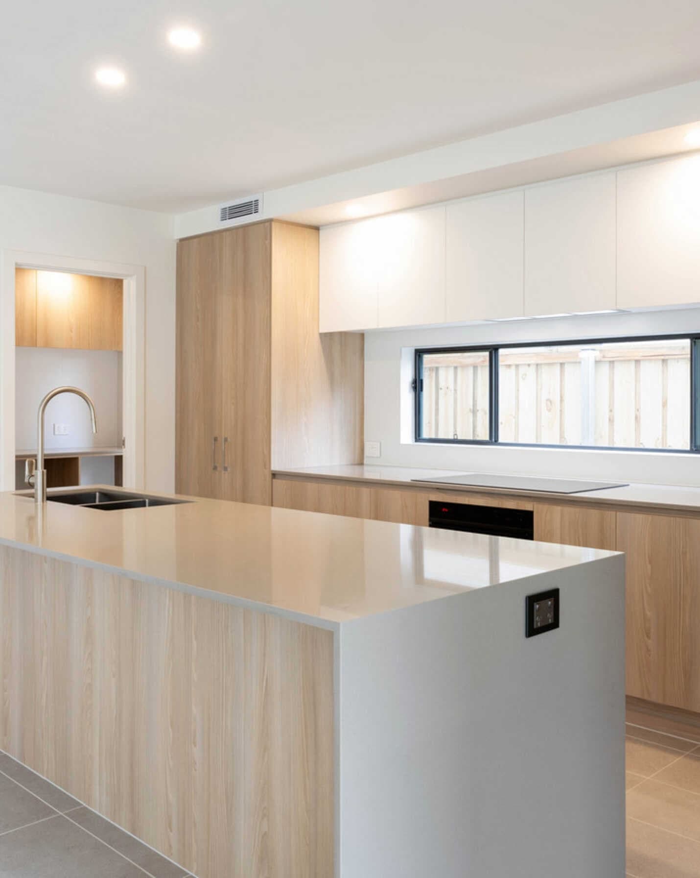 49 Kingston Avenue Gables, Gables - Thumbnail 3