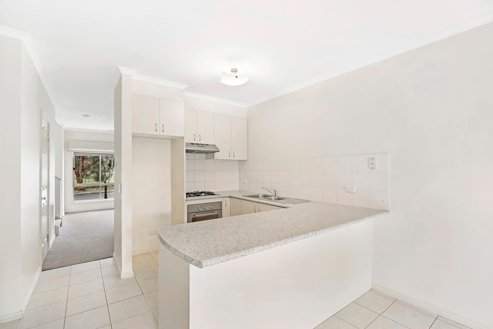 6/90 Edgars Road, Thomastown, VIC 3074, Thomastown - Thumbnail 3