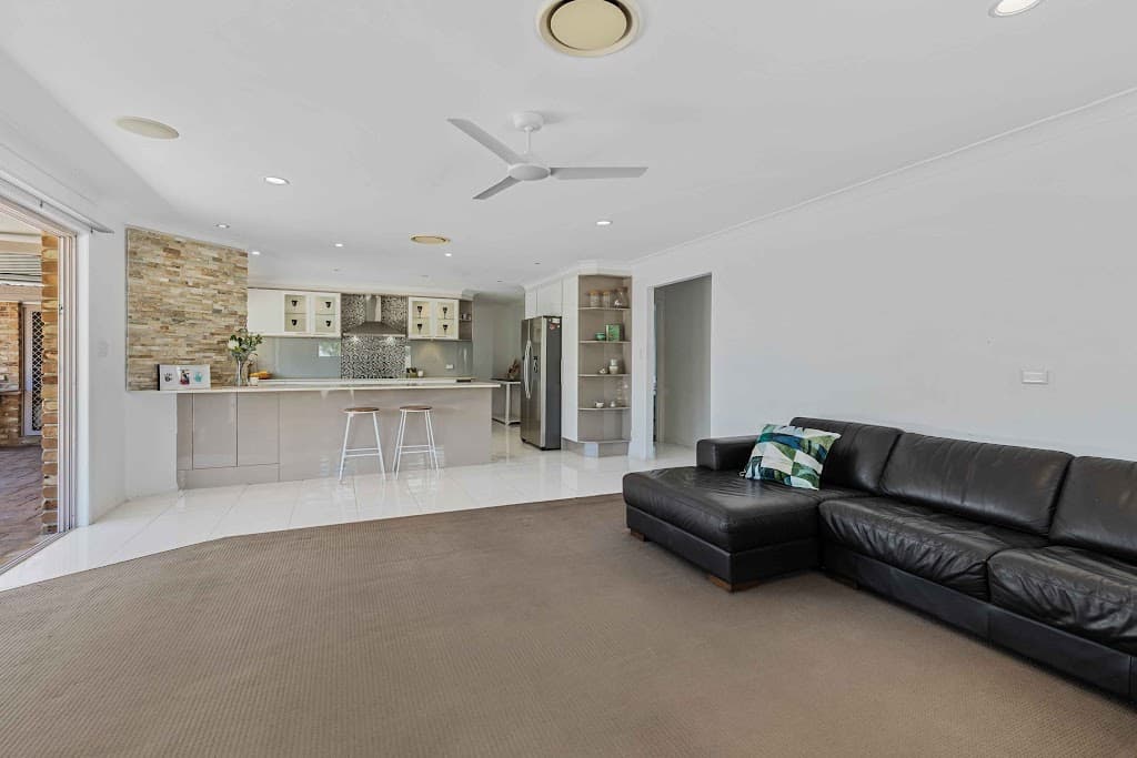 9 Treetop Court, Burleigh Waters, QLD, 4220, Burleigh Waters - Thumbnail 3