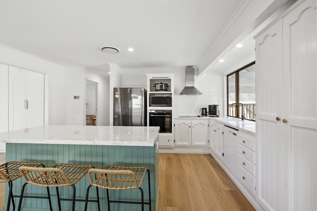 3 Exmouth Court, Elanora, QLD, 4221, Kirwan - Thumbnail 4