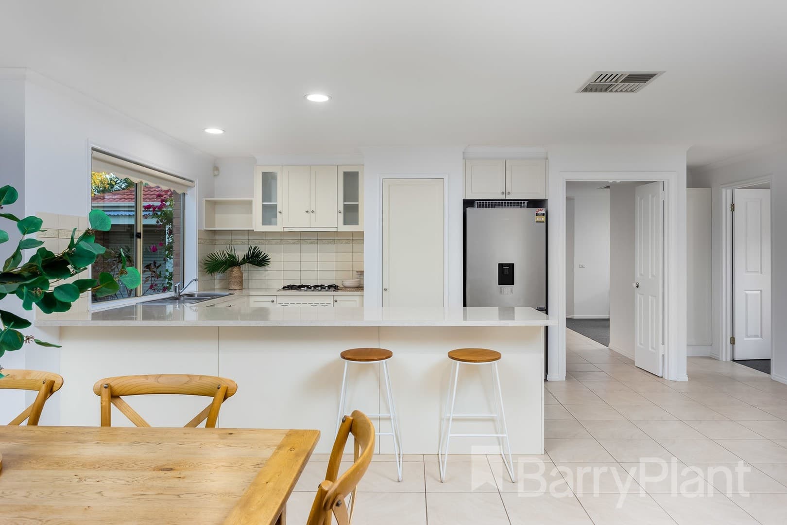 4 Dunkirk Drive, Point Cook, VIC 3030, Point Cook - Thumbnail 6