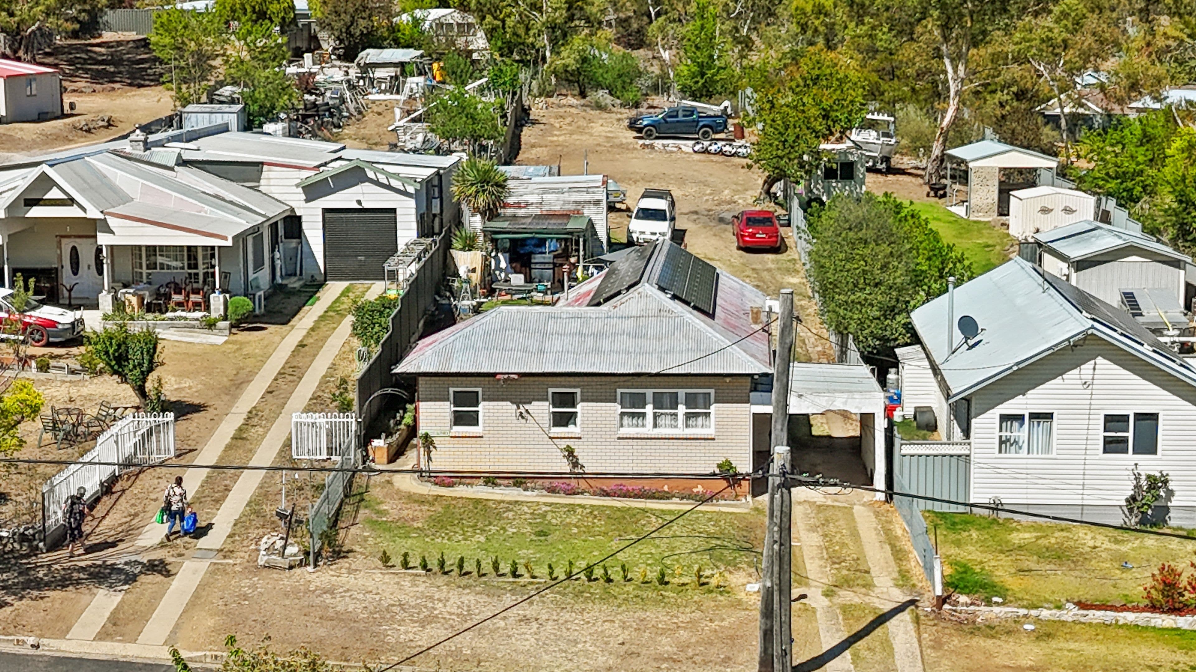 10 Cromwell Street, Cooma NSW 2630, Cooma - Thumbnail 2