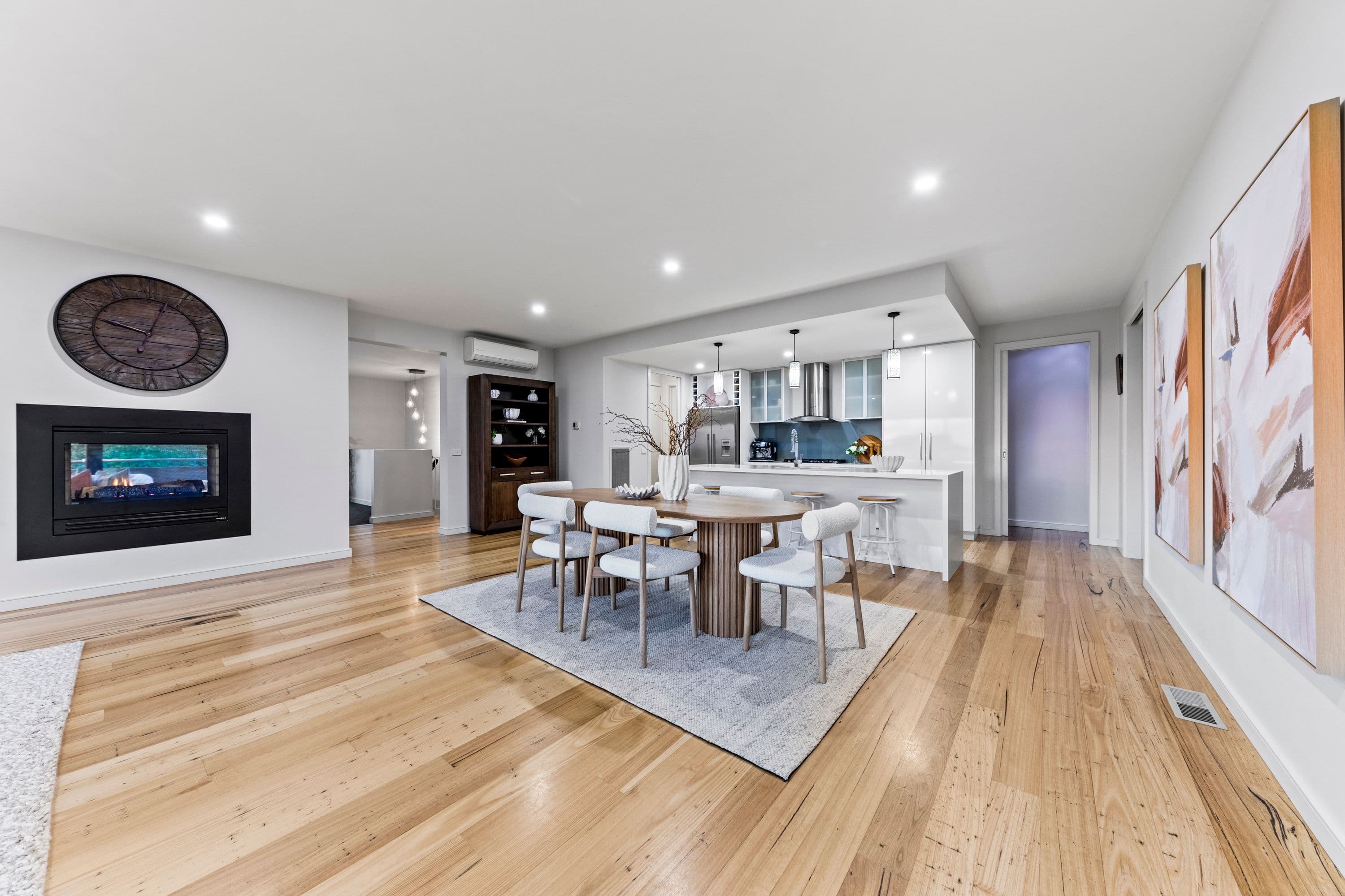 4 Manor View, Pakenham VIC 3810, Pakenham - Thumbnail 3