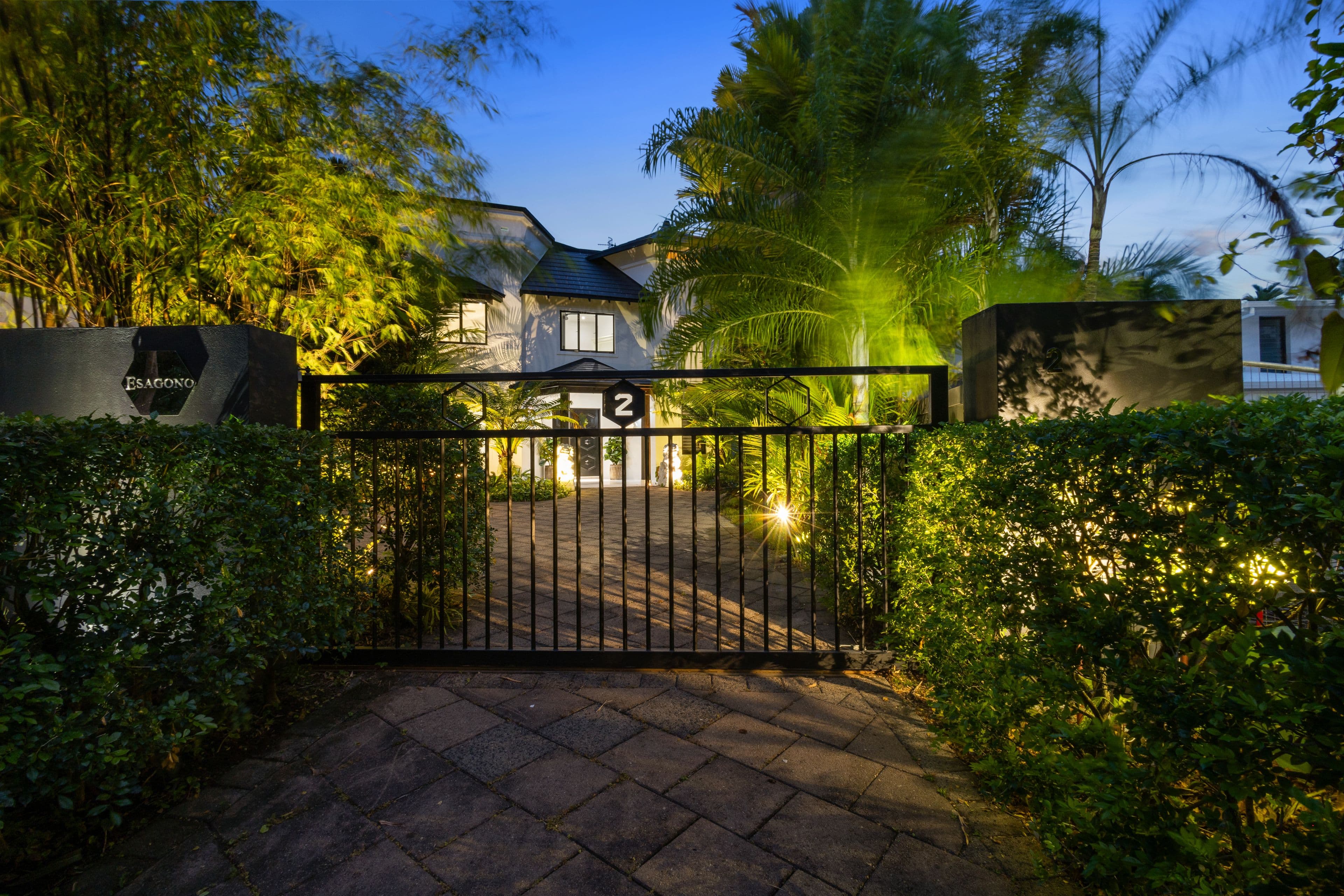 2 Solander Boulevard, Port Douglas QLD 4877, Port Douglas - Thumbnail 2