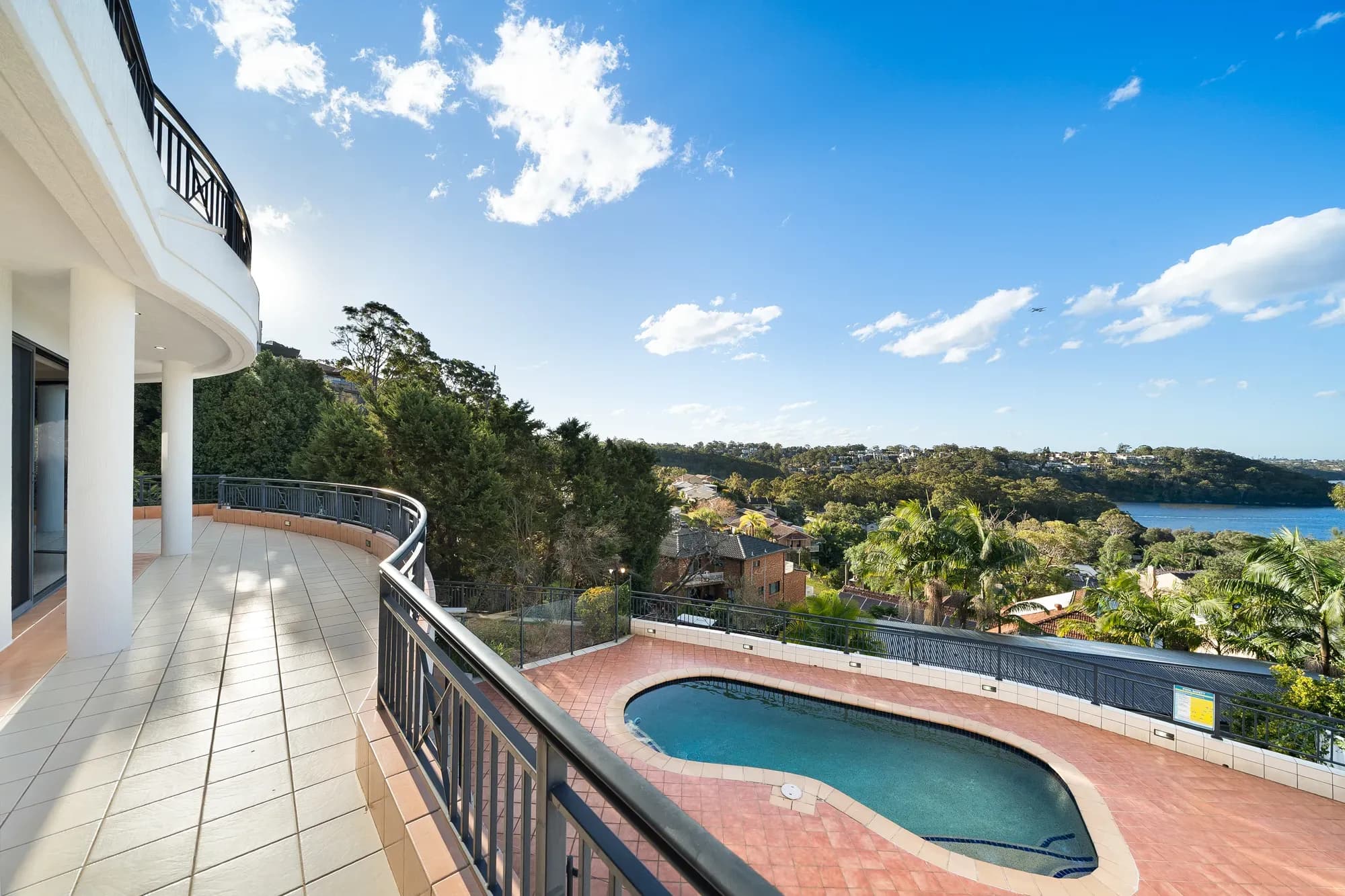 64 Hobart Place, Illawong NSW 2234, Illawong - Thumbnail 2