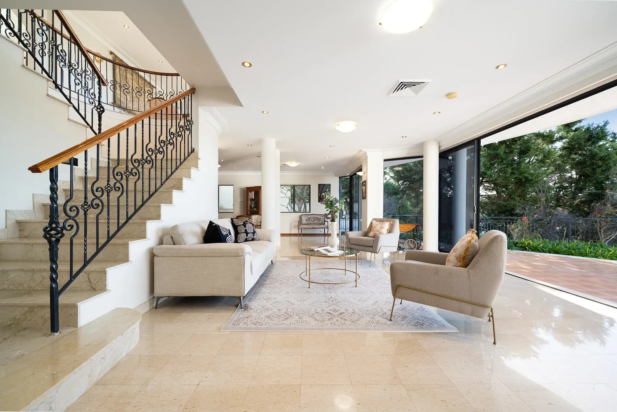 64 Hobart Place, Illawong NSW 2234, Illawong - Thumbnail 3