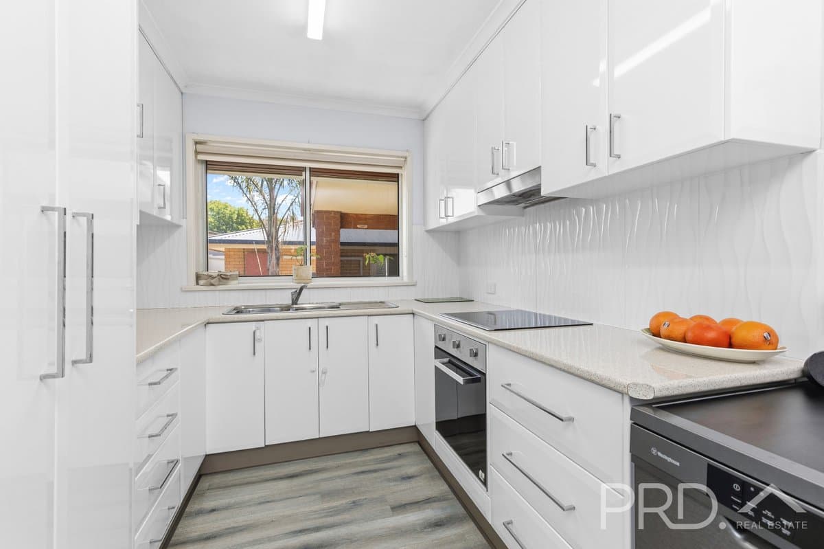 6 Gadara Place, TUMUT NSW 2720, Tumut - Thumbnail 3