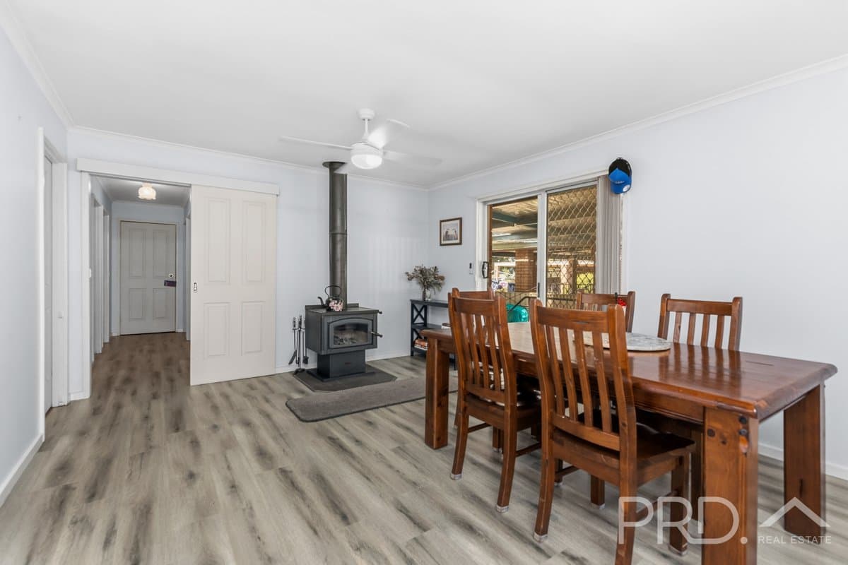 6 Gadara Place, TUMUT NSW 2720, Tumut - Thumbnail 4