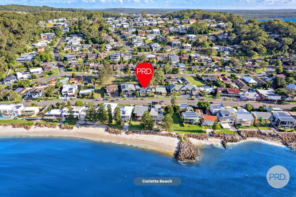 15 Sandy Point Road, CORLETTE NSW 2315, Corlette - Thumbnail 2