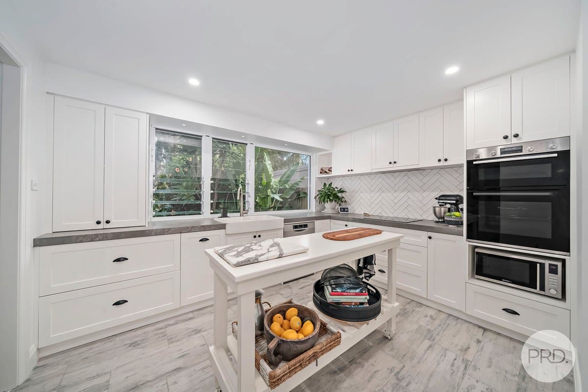 15 Sandy Point Road, CORLETTE NSW 2315, Corlette - Thumbnail 7