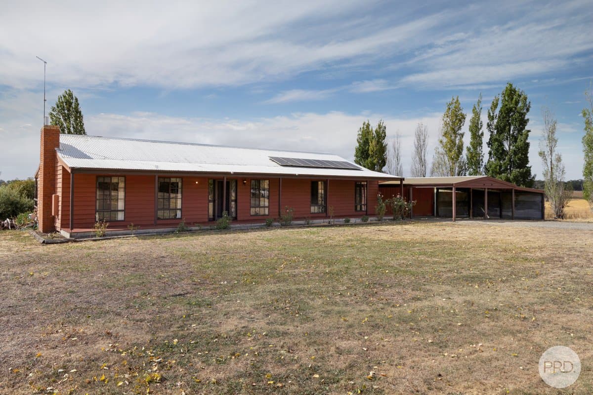 49 Hopgoods Road, CLARENDON VIC 3352, Clarendon Property Image - Thumbnail 2