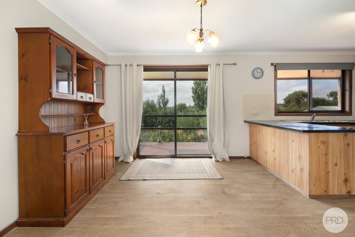 49 Hopgoods Road, CLARENDON VIC 3352, Clarendon Property Image - Thumbnail 4