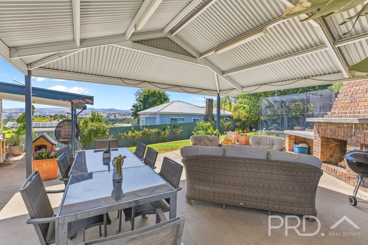 38 Clarke Street, TUMUT NSW 2720, Tumut - Image 1