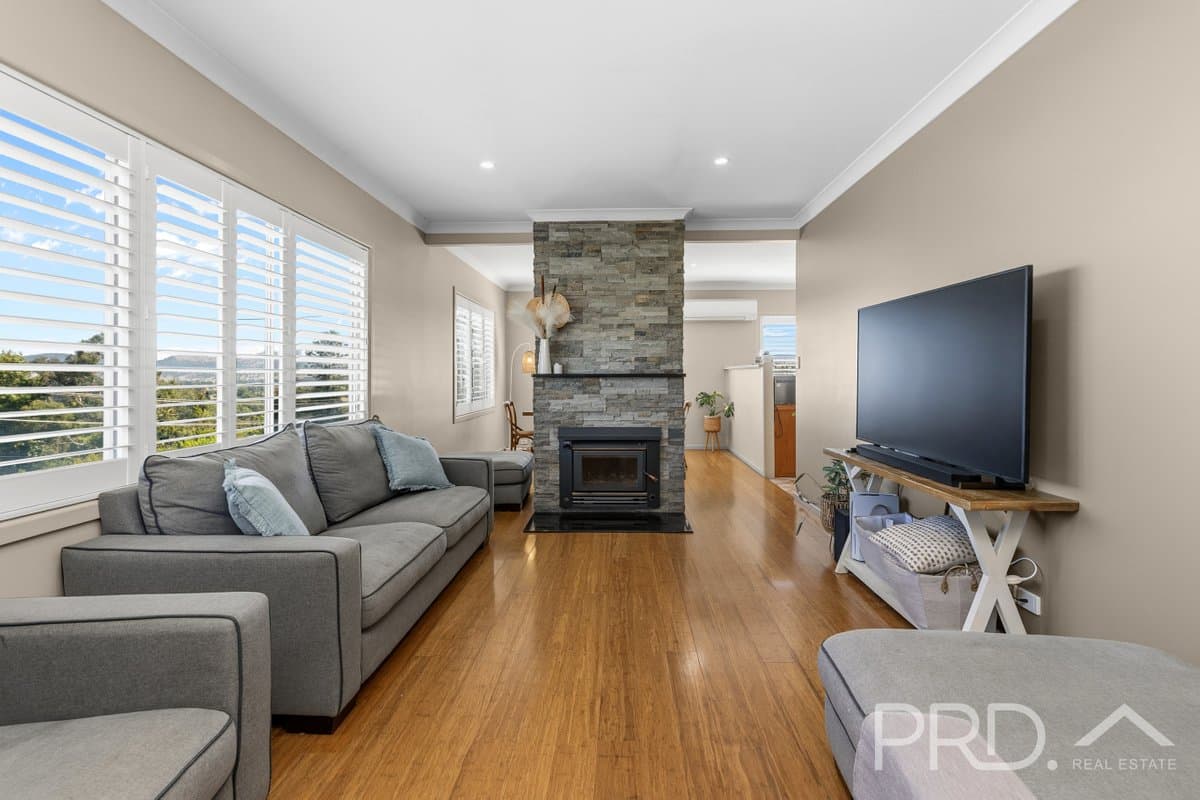 38 Clarke Street, TUMUT NSW 2720, Tumut - Thumbnail 4