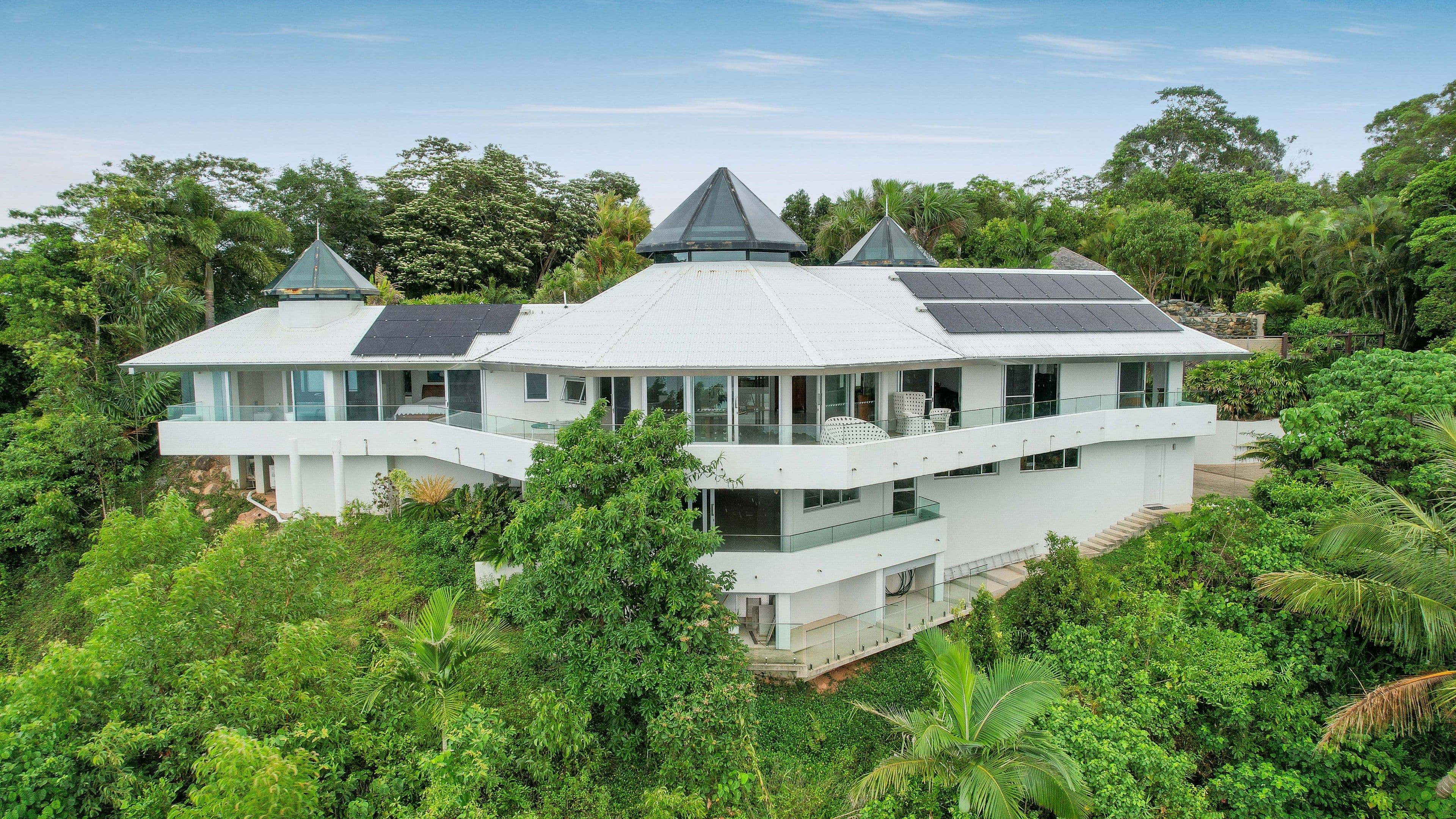 4 Explorers Drive, SOUTH MISSION QLD 4852, South Mission Beach - Thumbnail 2
