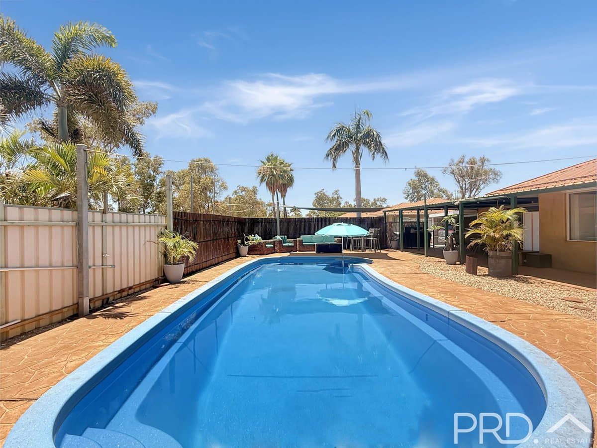 7 Hartog Crescent, DAMPIER WA 6713, Dampier - Thumbnail 2