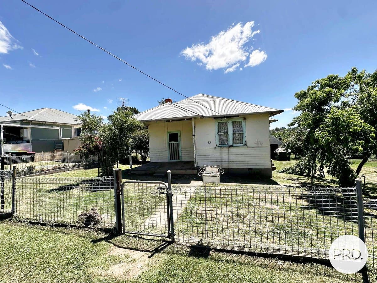 13 King St, TUMBARUMBA NSW 2653, Tumbarumba - Image 1