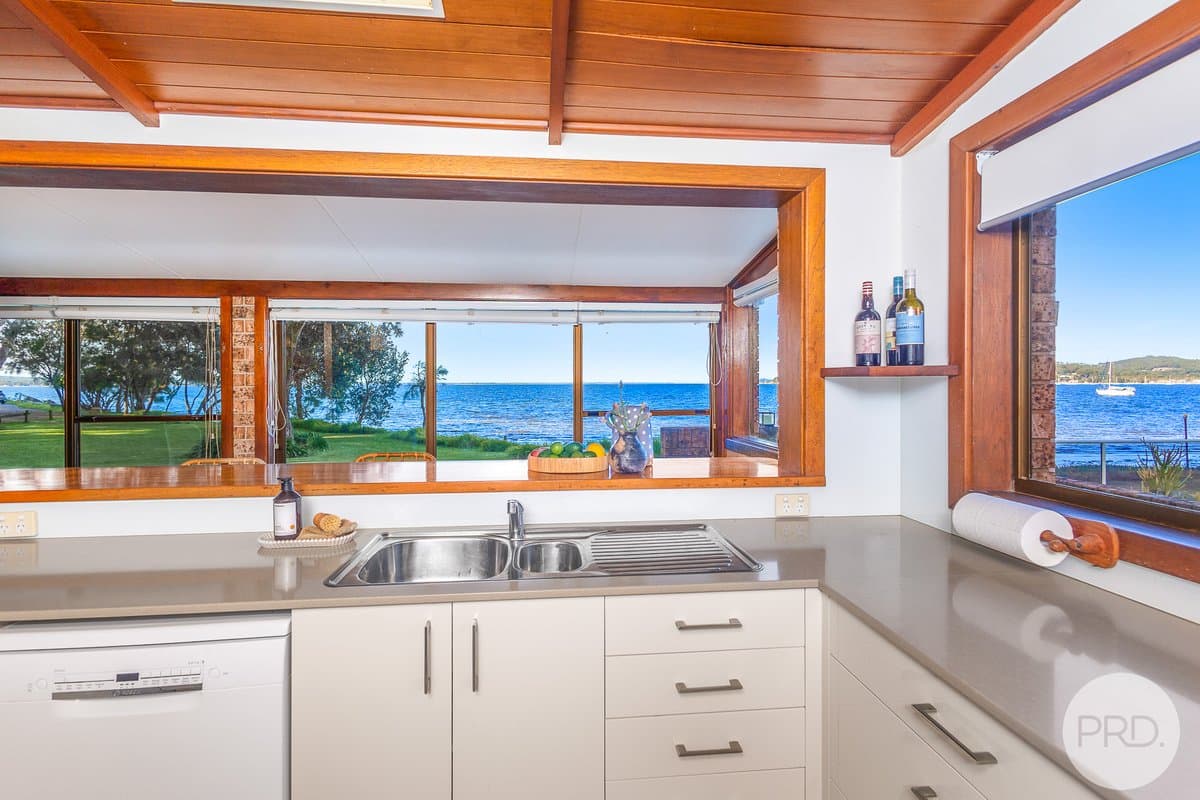 18 Cook Street, SALAMANDER BAY NSW 2317, Salamander Bay - Thumbnail 7