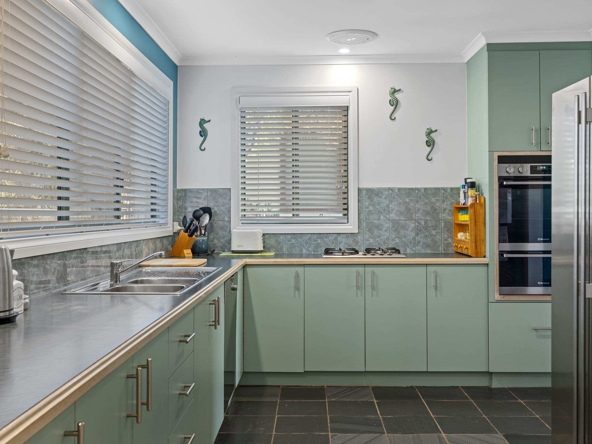 184 Surf Parade, Inverloch VIC 3996, Inverloch - Thumbnail 5