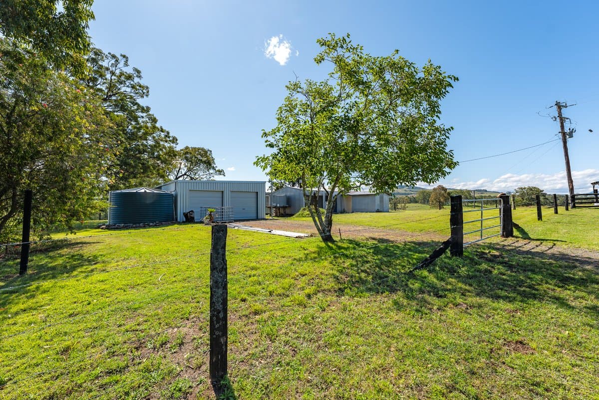 2654
                Glendonbrook
                Road
            
            
            
            gresford
            
            
            NSW,
            2311, Gresford - Thumbnail 7