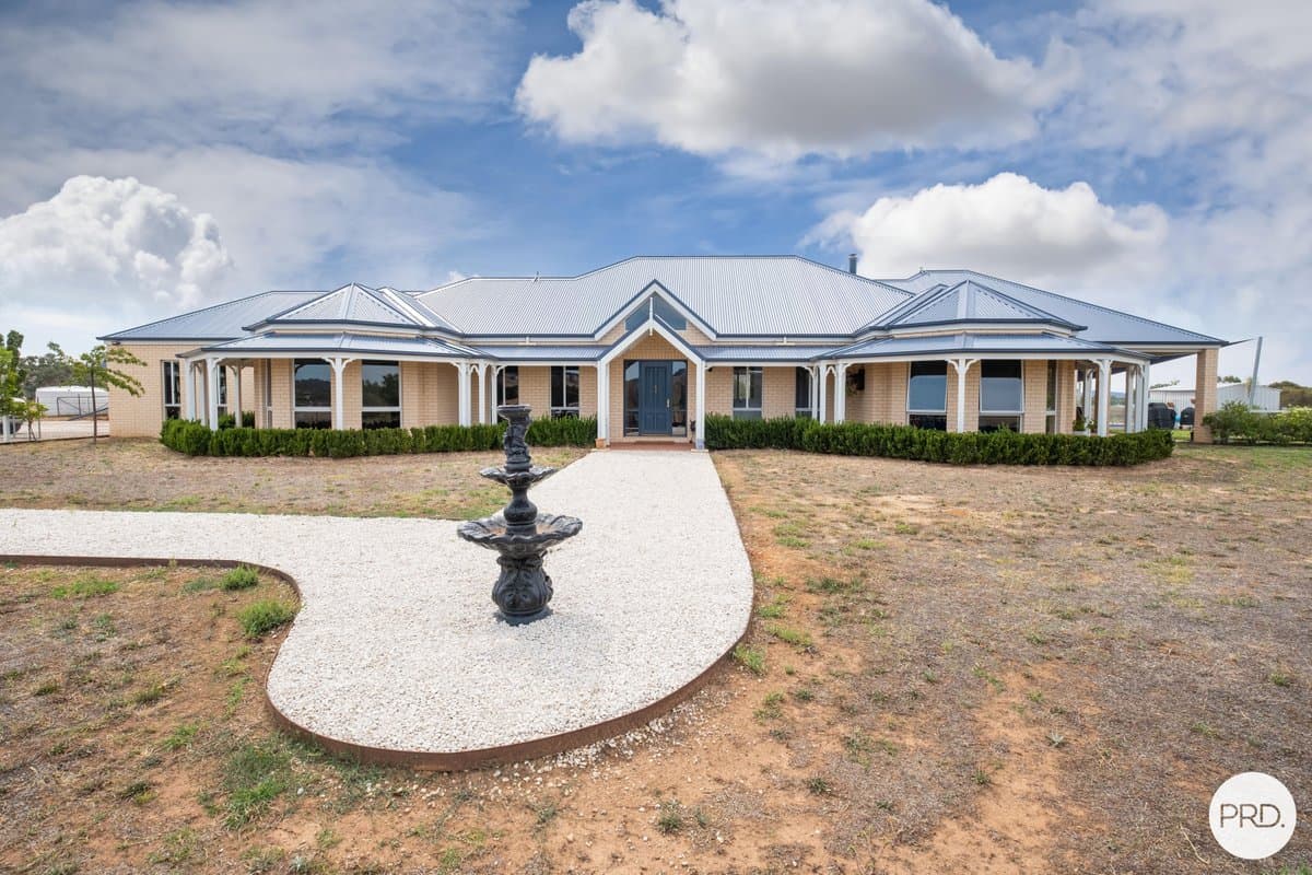 1037 Urana Road, JINDERA NSW 2642, Jindera - Thumbnail 6