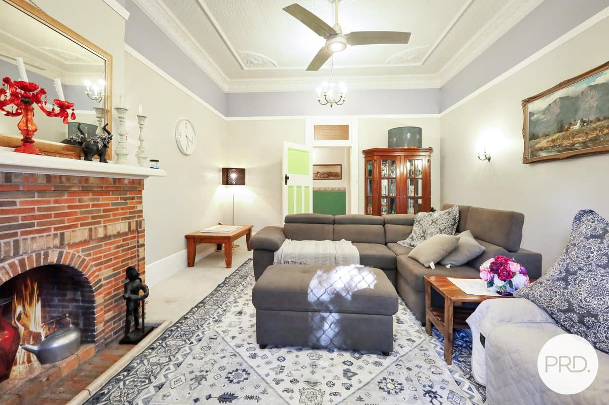 4 Warne Street, WELLINGTON NSW 2820, Wellington - Thumbnail 2