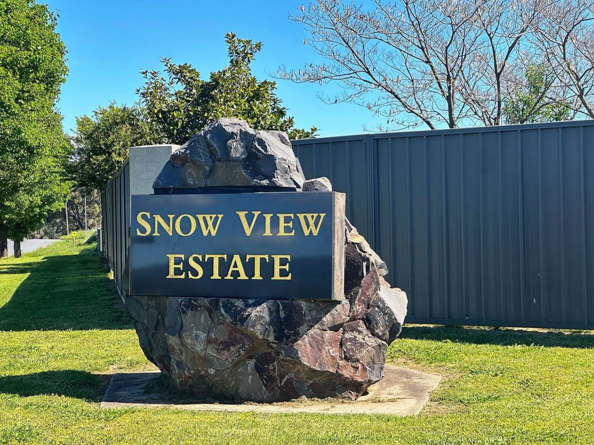9 Burgun Drive, TUMBARUMBA NSW 2653, Tumbarumba - Image 1