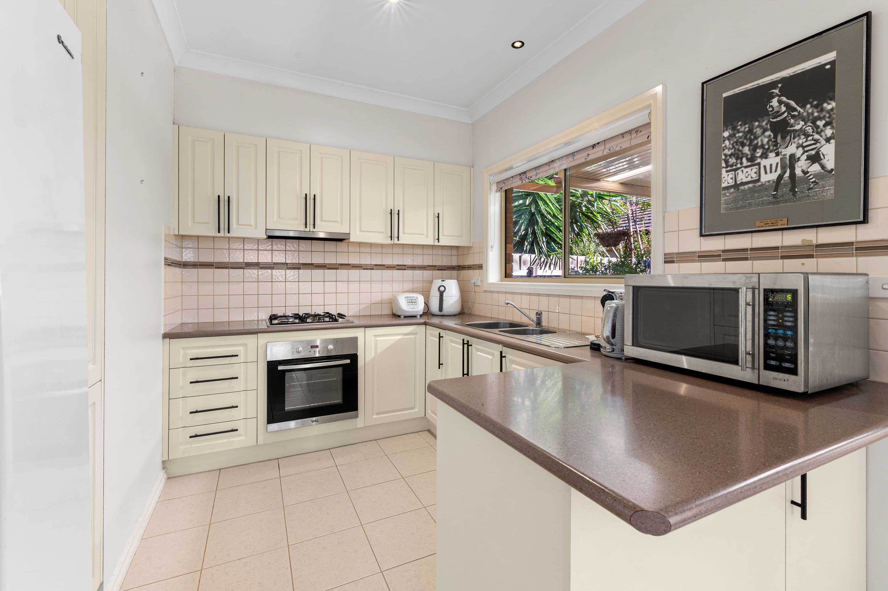 1 Lister Street, South Morang - Thumbnail 2