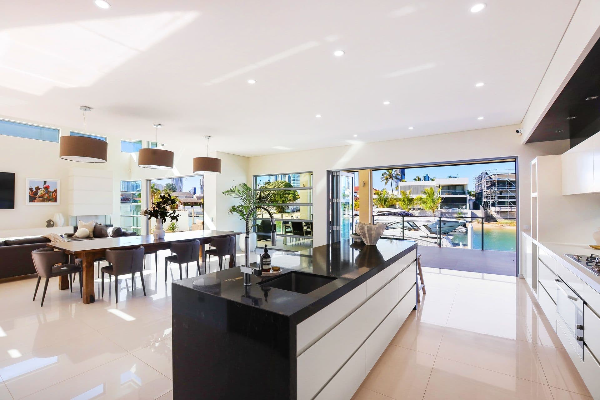 84 Commodore Drive, SURFERS PARADISE QLD 4217, Surfers Paradise - Thumbnail 8