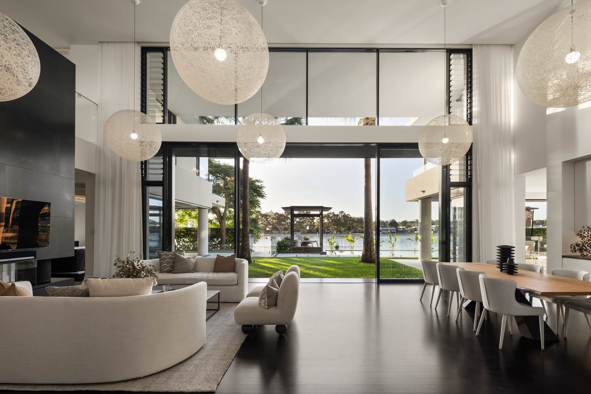 8 Southern Cross Drive, Cronin Island, QLD, 4217, Cronin Island - Thumbnail 2