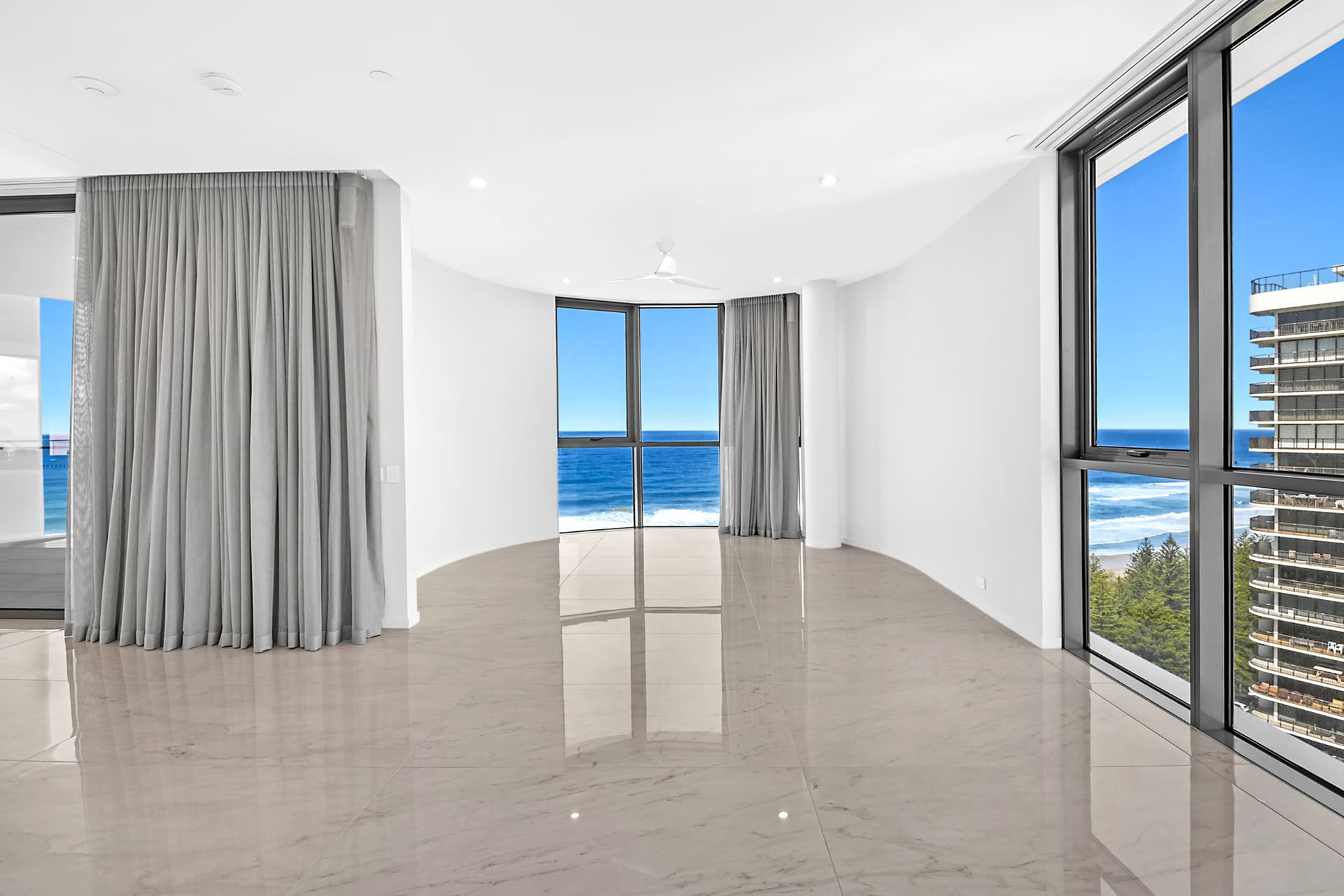 19/2-4 Macarthur Parade, Main Beach, QLD, 4217, Main Beach - Thumbnail 8