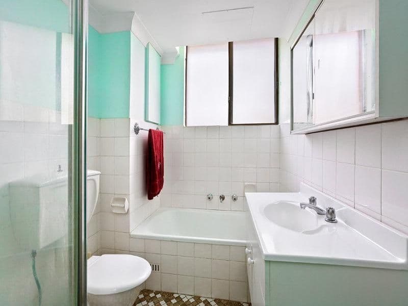 9/101 Wentworth Road, Broadbeach Waters - Thumbnail 6