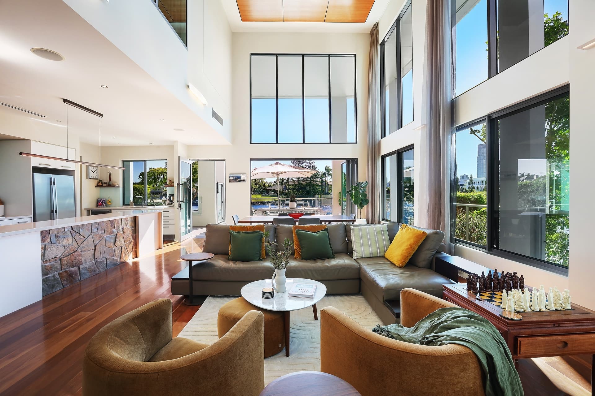 10/247D Burwood Road, Broadbeach Waters - Thumbnail 8