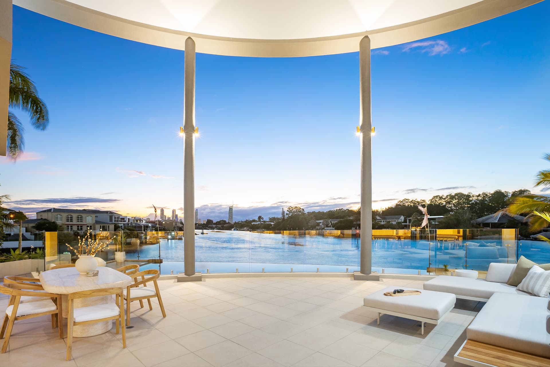 1 Rowes Court, Sorrento, QLD, 4217, Bundall - Thumbnail 2
