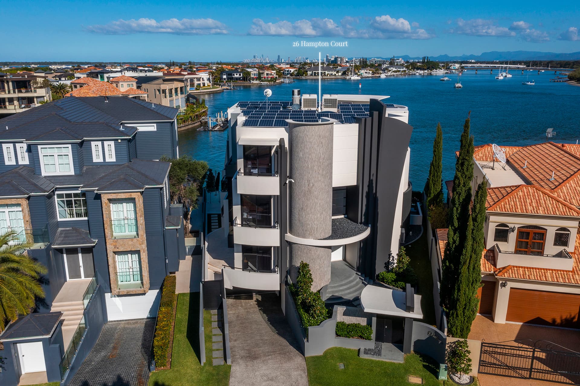 2/221 Watton Street, Newport Beach - Thumbnail 2