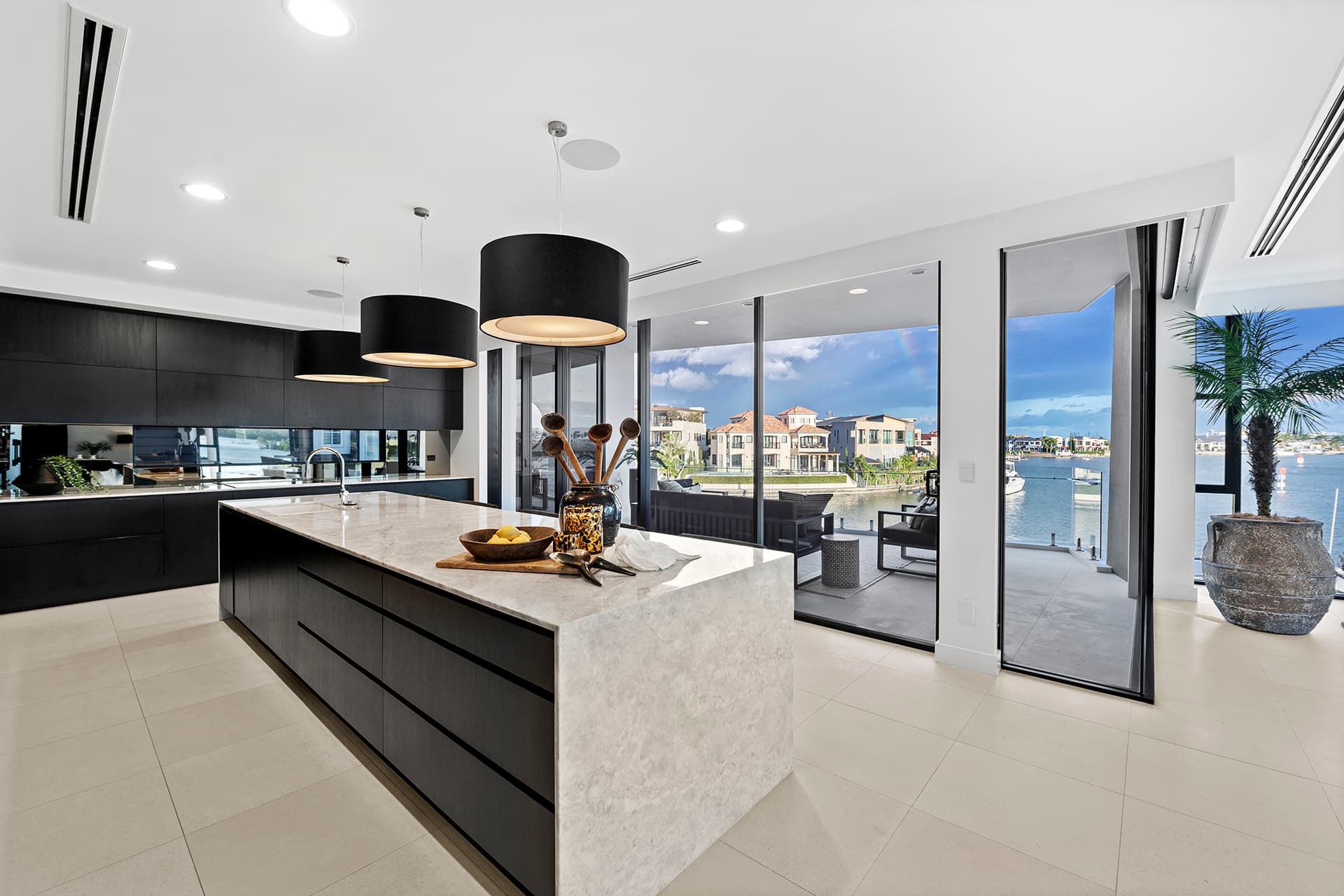 2/221 Watton Street, Newport Beach - Thumbnail 5
