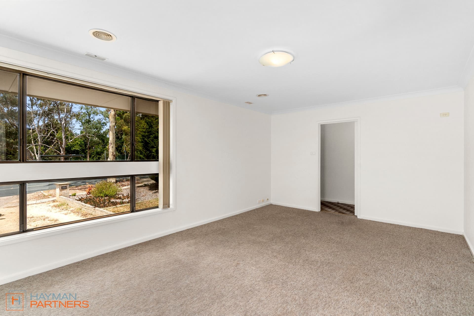 135 Kalgoorlie Crescent, Fisher ACT 2611, Fisher - Thumbnail 2