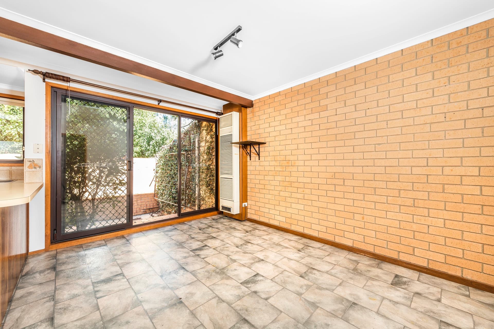38/22 Namatjira Drive, WESTON ACT 2611, Weston - Thumbnail 5