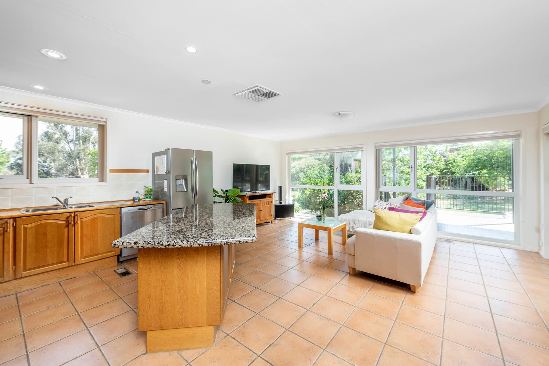 16 Fullwood Street, WESTON ACT 2611, Weston - Thumbnail 5
