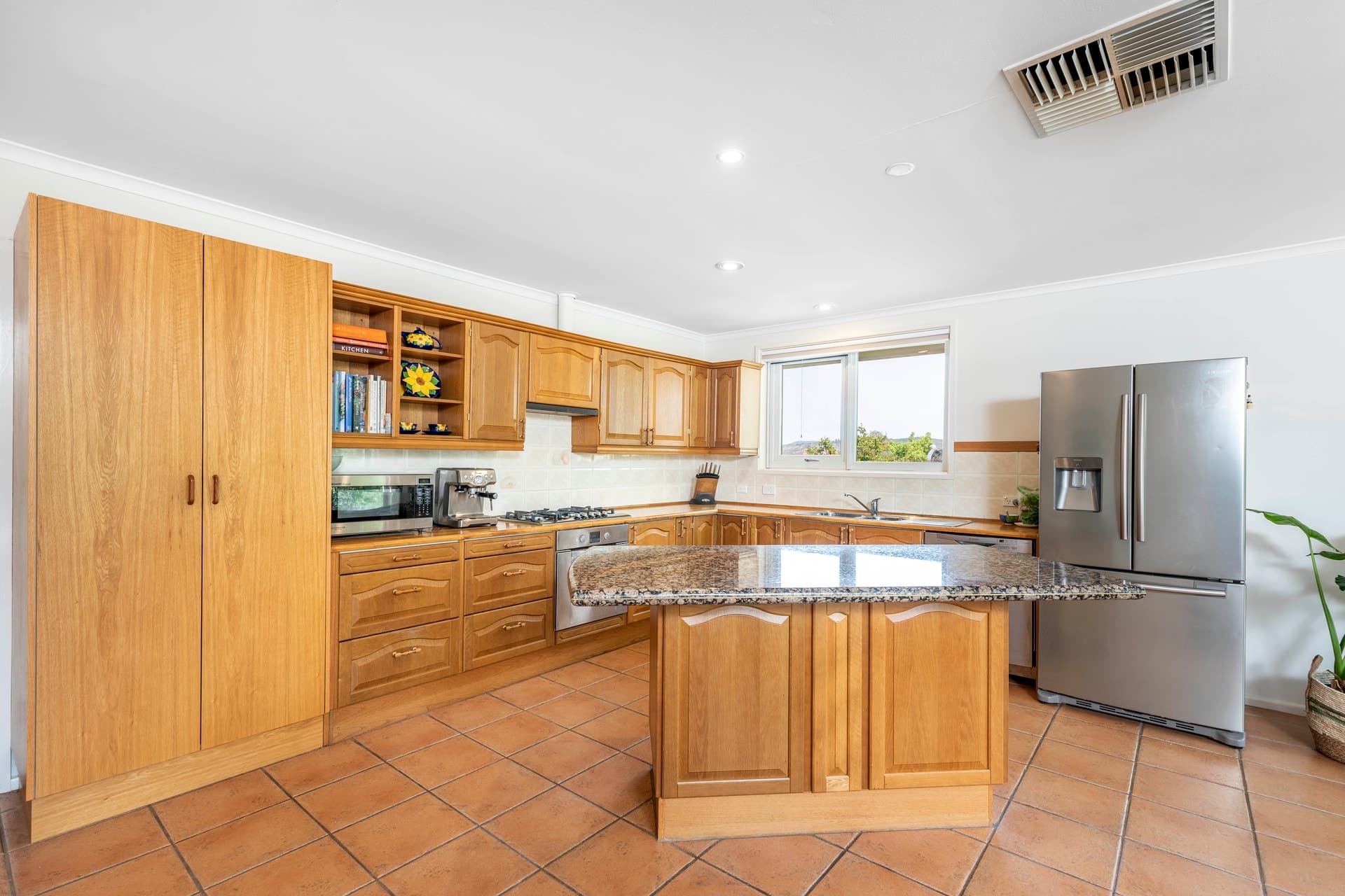 16 Fullwood Street, WESTON ACT 2611, Weston - Thumbnail 7