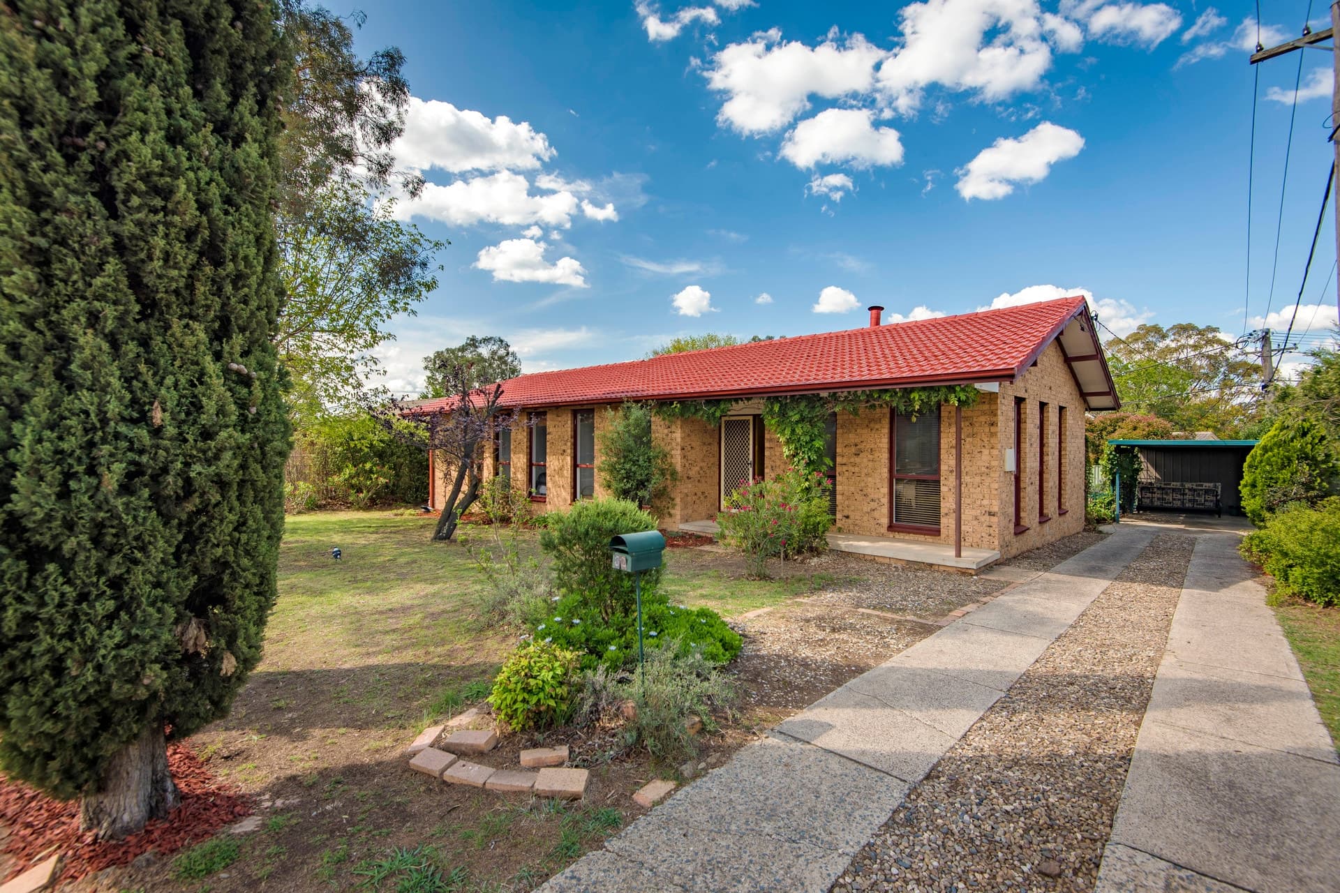 32 Shenton Crescent, STIRLING ACT 2611, Stirling - Image 1