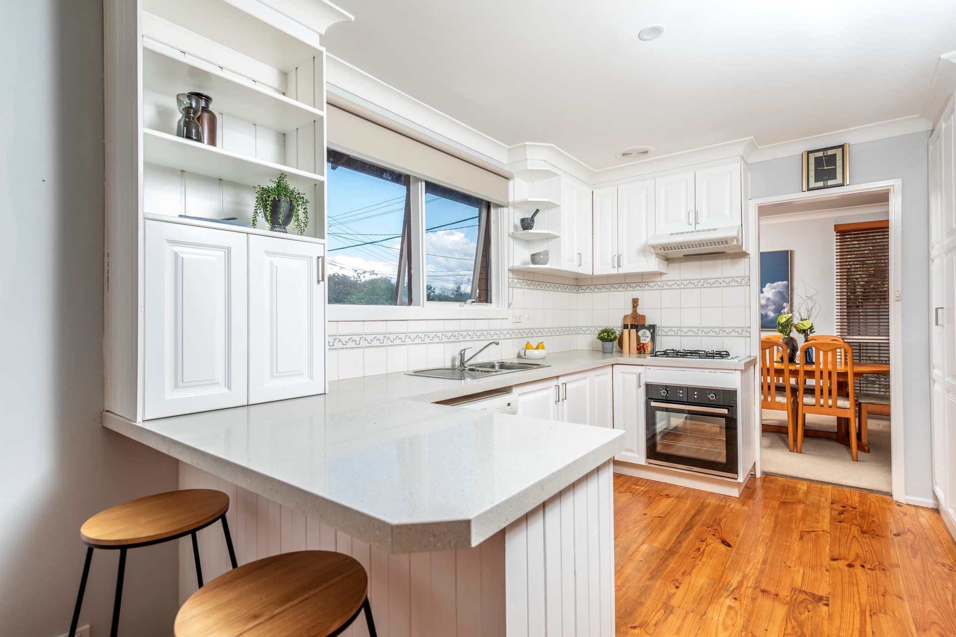 32 Shenton Crescent, STIRLING ACT 2611, Stirling - Thumbnail 2