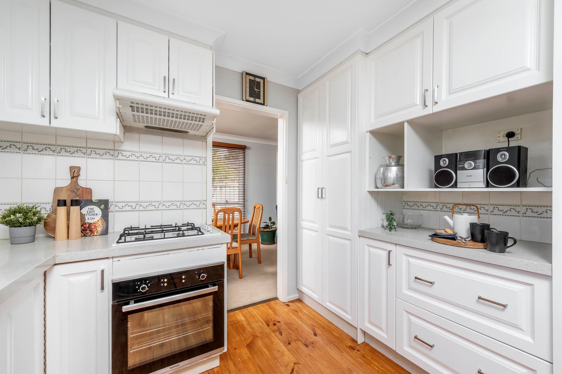 32 Shenton Crescent, STIRLING ACT 2611, Stirling - Thumbnail 3