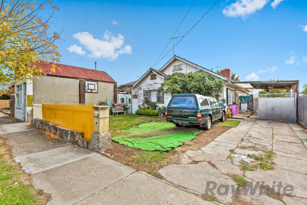 54 King Edward Avenue, Albion VIC 3020, Albion - Thumbnail 2