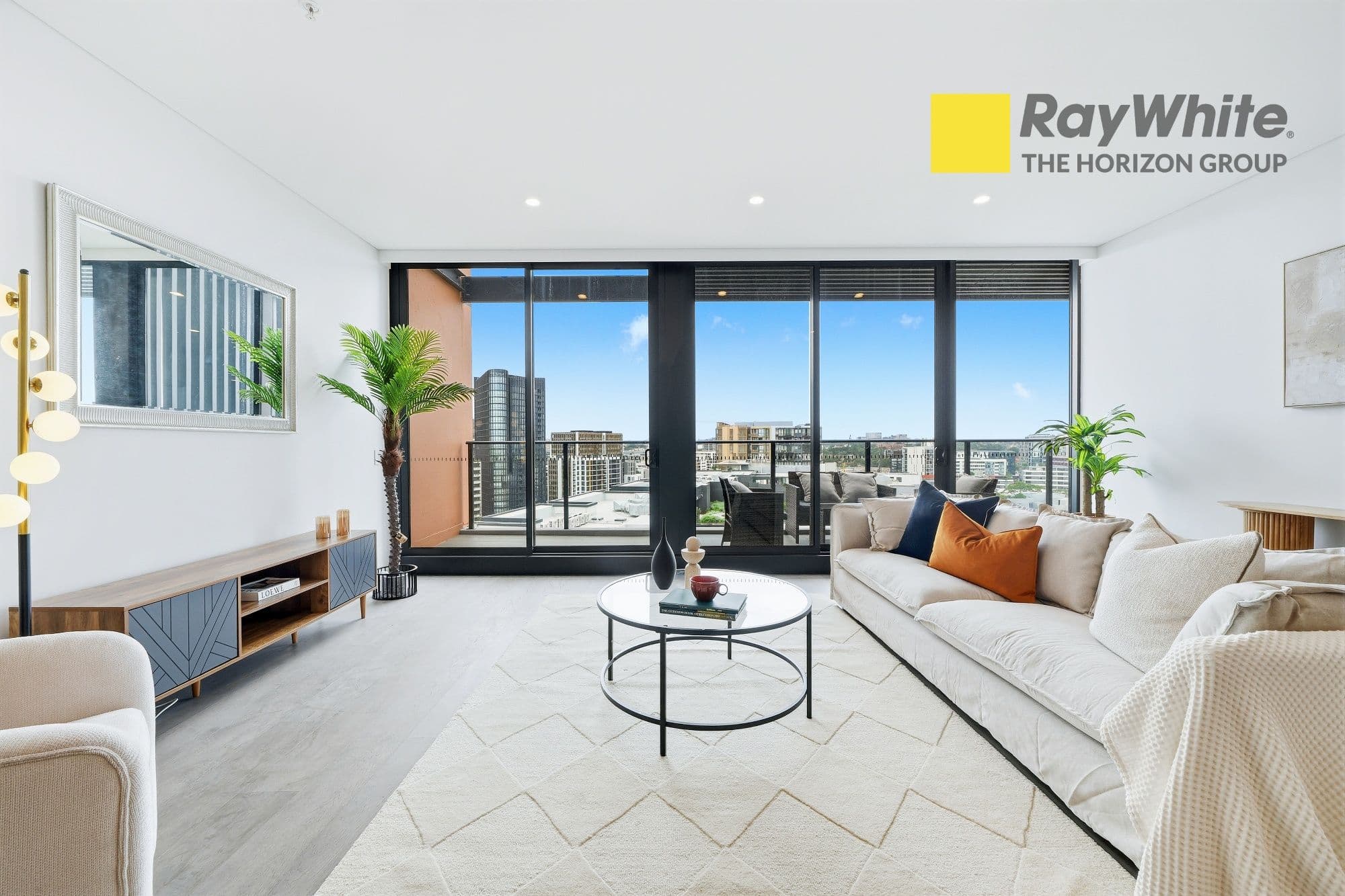 1407/8 Hinchcliffe, Zetland NSW 2017, Zetland - Thumbnail 3