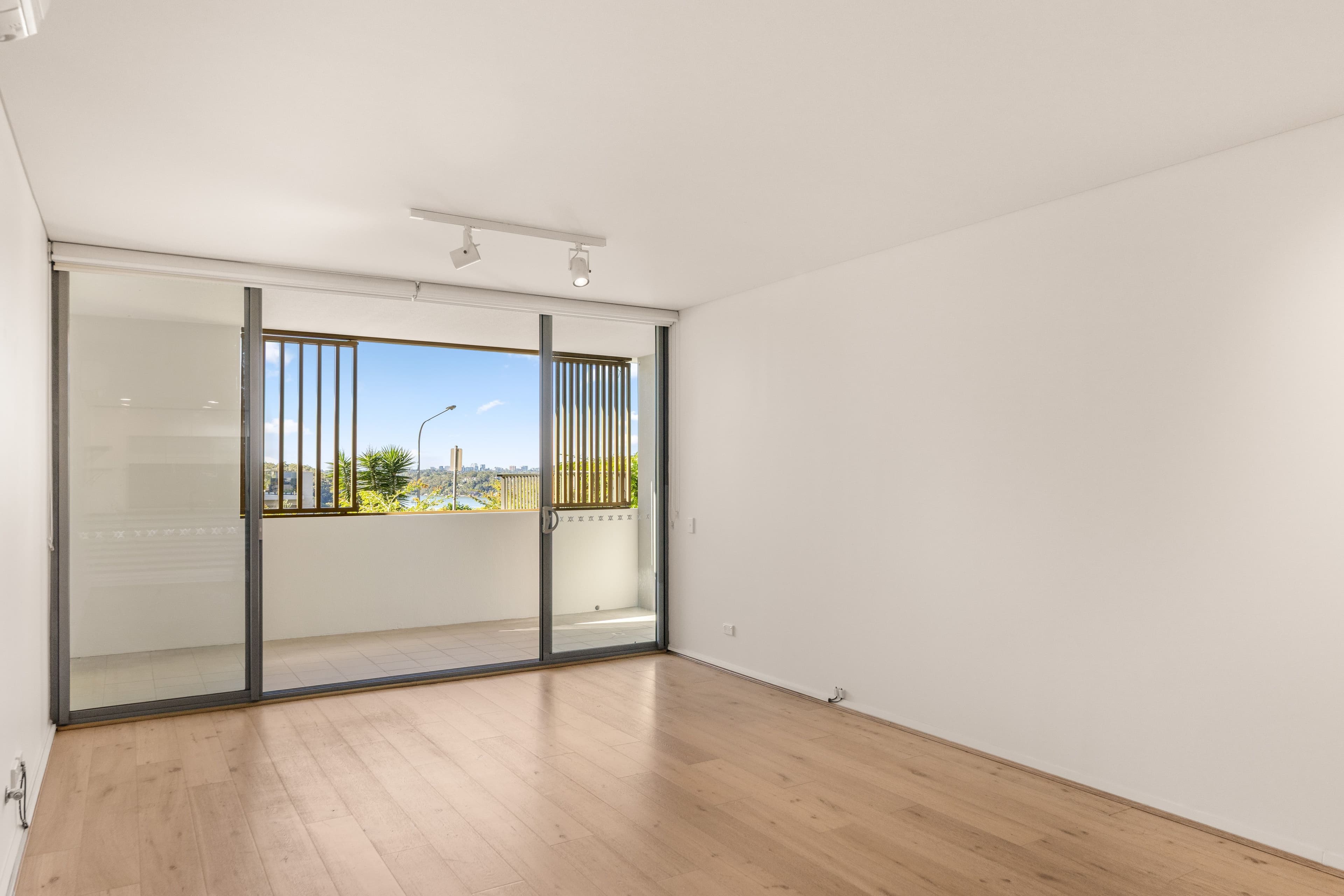 6/65 Hobart Place, Illawong NSW 2234, Illawong - Thumbnail 2