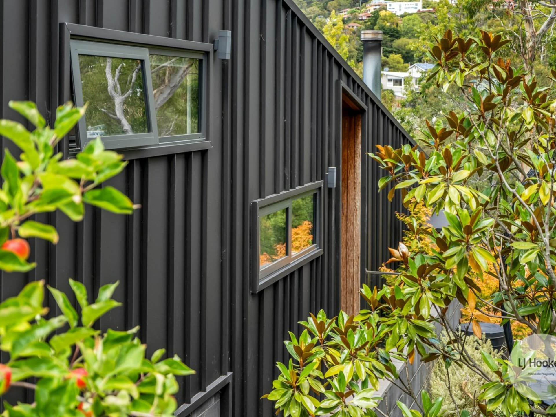 22 Manresa Court, Sandy Bay, Sandy Bay - Thumbnail 3