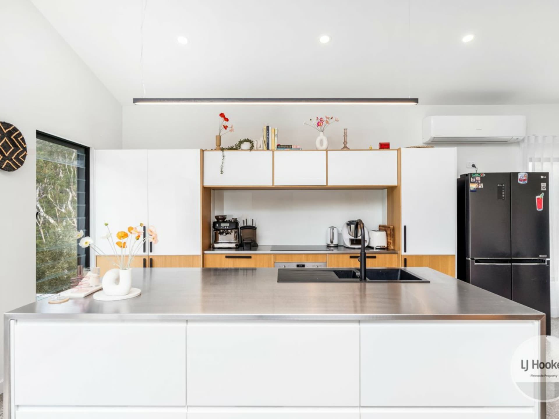 22 Manresa Court, Sandy Bay, Sandy Bay - Thumbnail 6