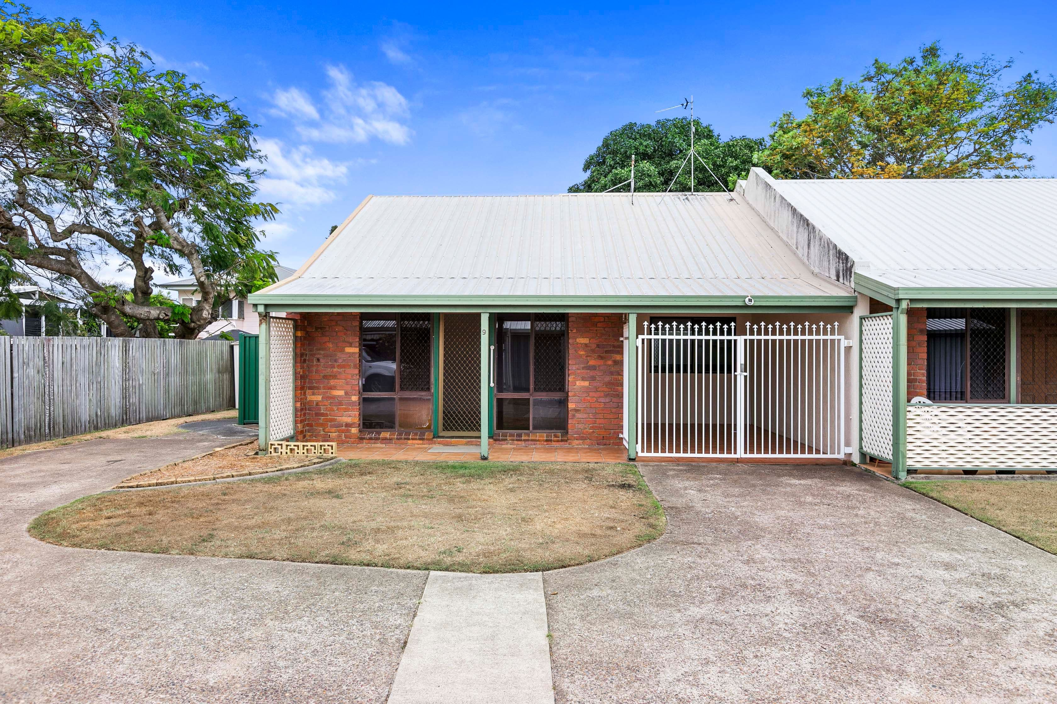 9/220 Torquay Terrace, Torquay QLD 4655, Torquay - Thumbnail 2